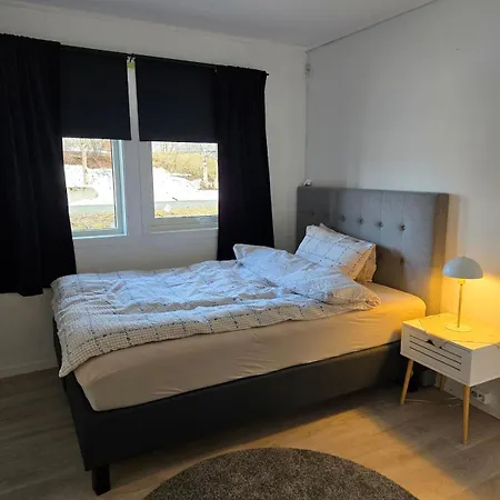 Cozy Apartmentclose To Center *